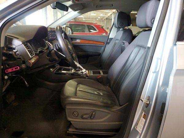 2021 AUDI Q5 quattro Premium