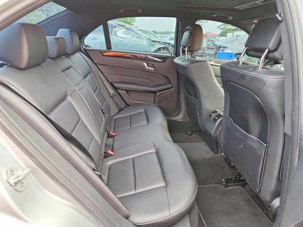 2016 MERCEDES-BENZ E E250d-4M