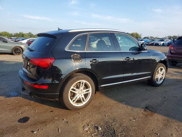 2013 AUDI Q5 Premium Plus