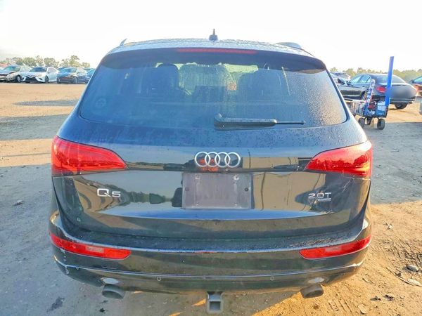 2013 AUDI Q5 Premium Plus