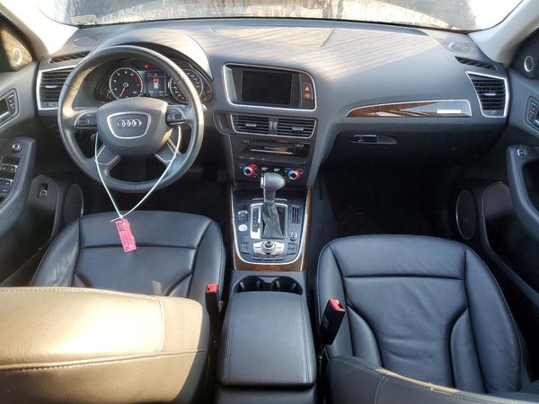 2013 AUDI Q5 Premium Plus