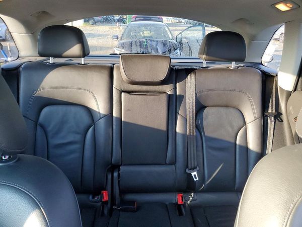 2013 AUDI Q5 Premium Plus