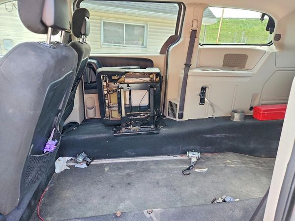 2016 DODGE GRAND CARAVAN SE