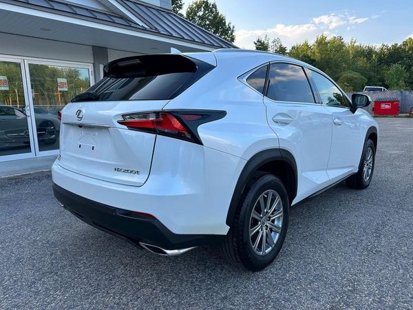 2015 LEXUS NX 200t Luxury