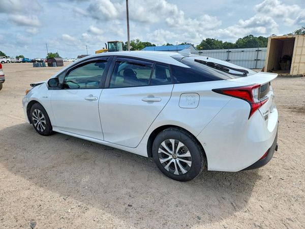 2021 TOYOTA PRIUS