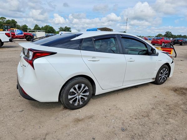 2021 TOYOTA PRIUS