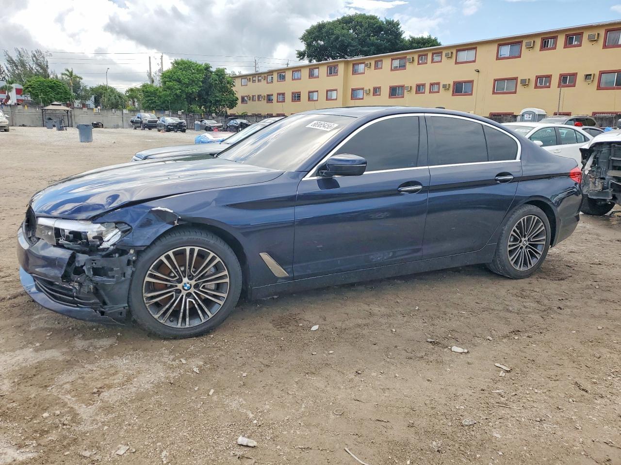2018 BMW 530