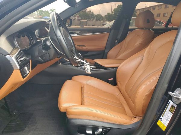 2018 BMW 530