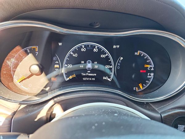2017 JEEP GRAND CHEROKEE Overland — ODOM