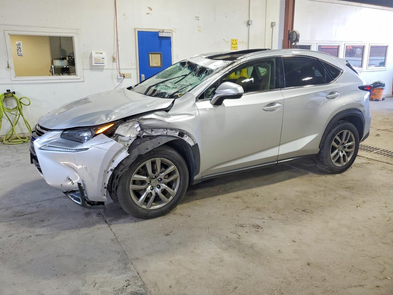 2015 LEXUS NX 200t Luxury