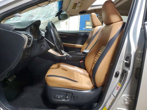 2015 LEXUS NX 200t Luxury