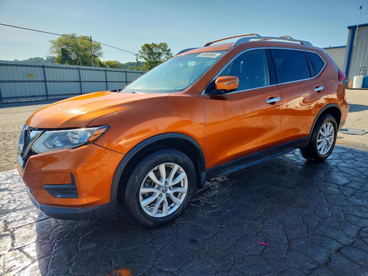 2019 NISSAN ROGUE — Front 3/4