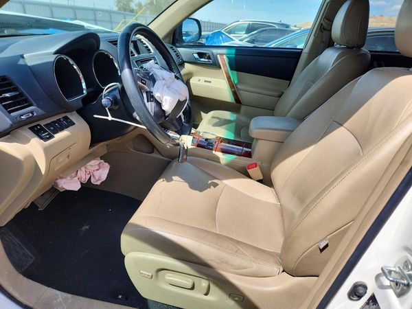 2013 TOYOTA HIGHLANDER Base/Hybrid