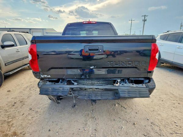 2021 TOYOTA TUNDRA