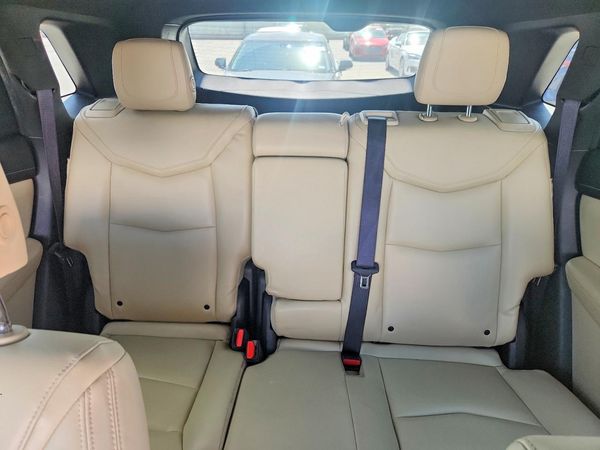2017 CADILLAC XT5 Base