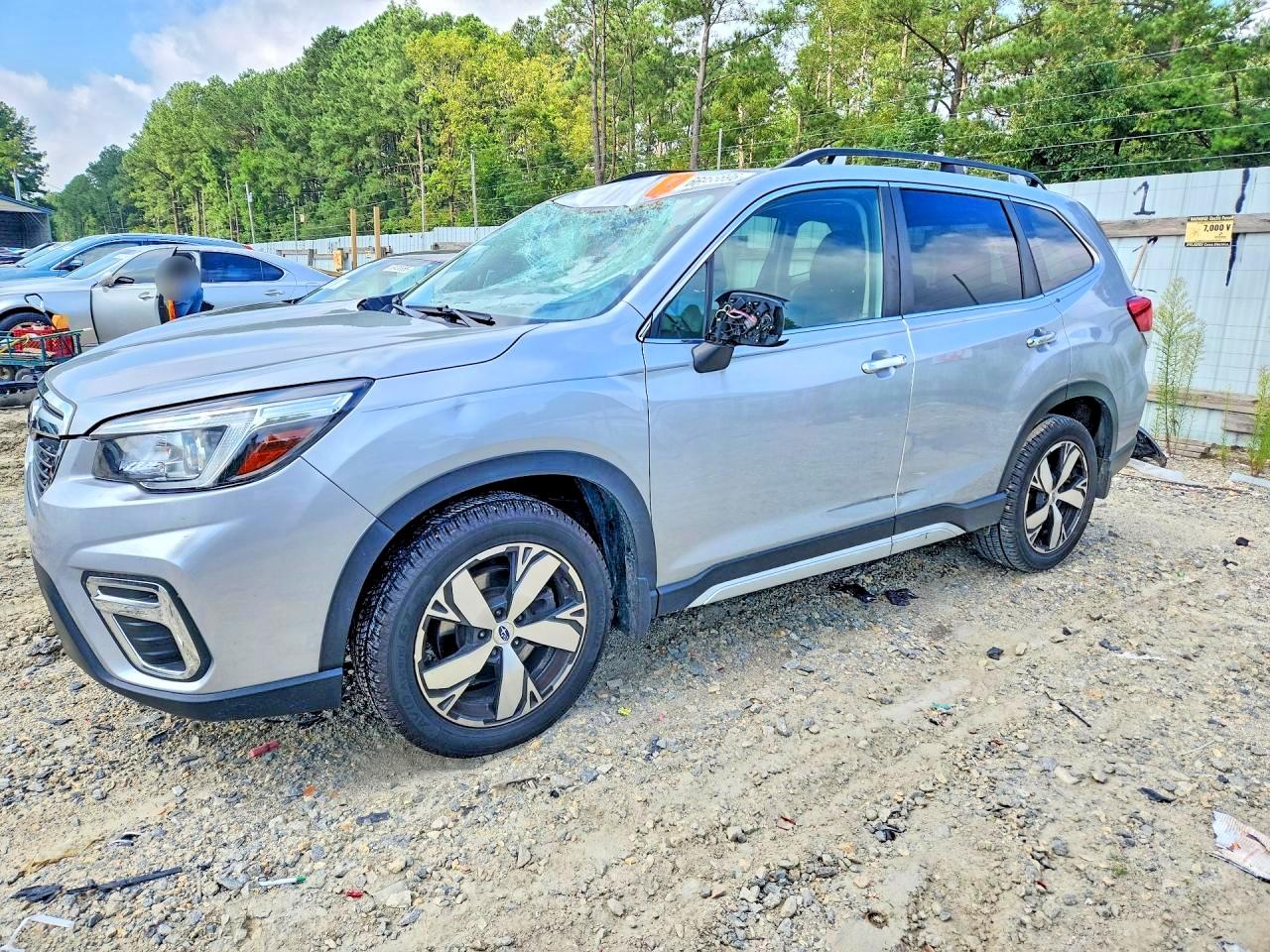 2019 SUBARU FORESTER