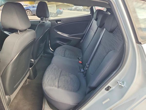 2015 HYUNDAI ACCENT