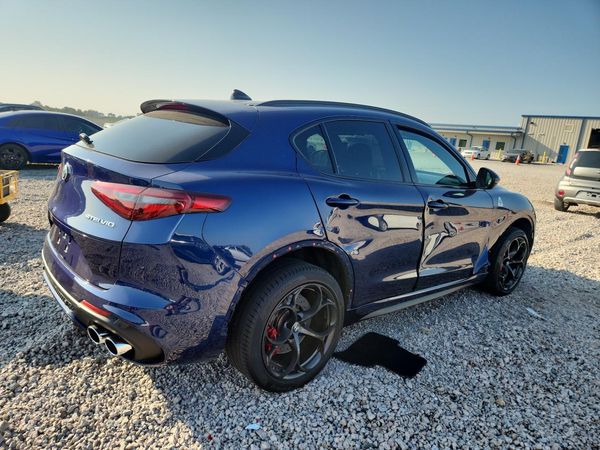 2018 ALFA ROMEO STELVIO