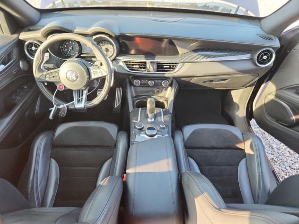 2018 ALFA ROMEO STELVIO
