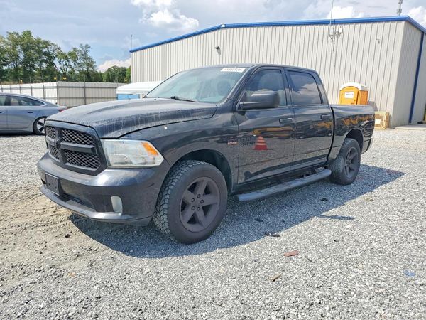 2015 RAM 1500 ST