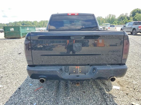 2015 RAM 1500 ST