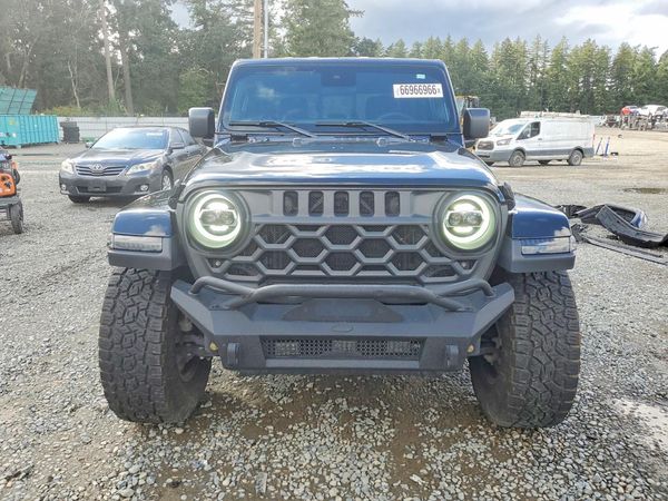 2025 JEEP GLADIATOR
