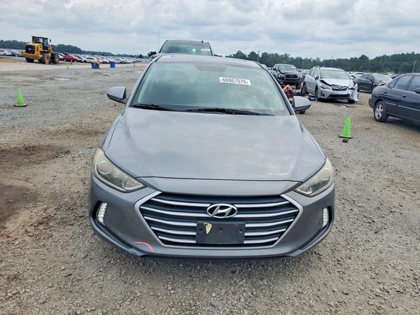 2017 HYUNDAI ELANTRA