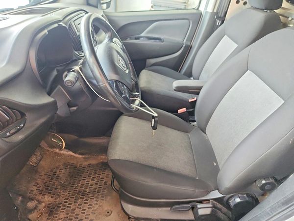 2017 RAM PROMASTER CITY SLT — DENT