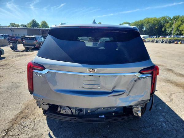 2025 CADILLAC XT6