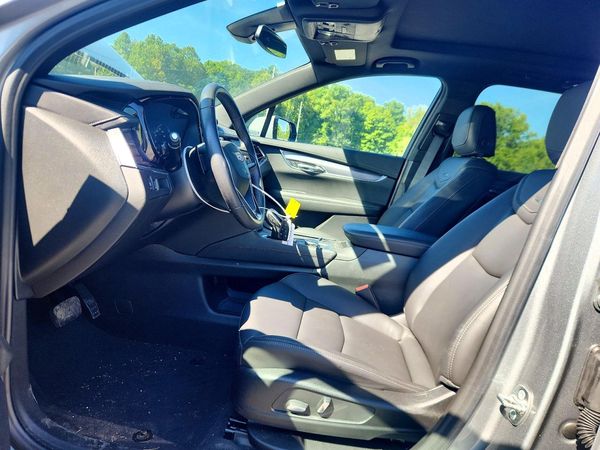 2025 CADILLAC XT6