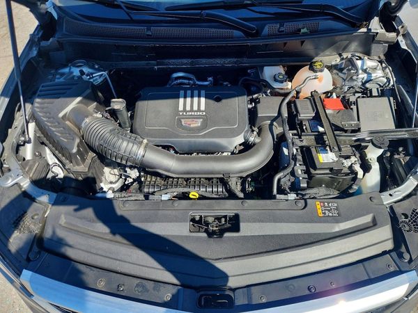 2025 CADILLAC XT6