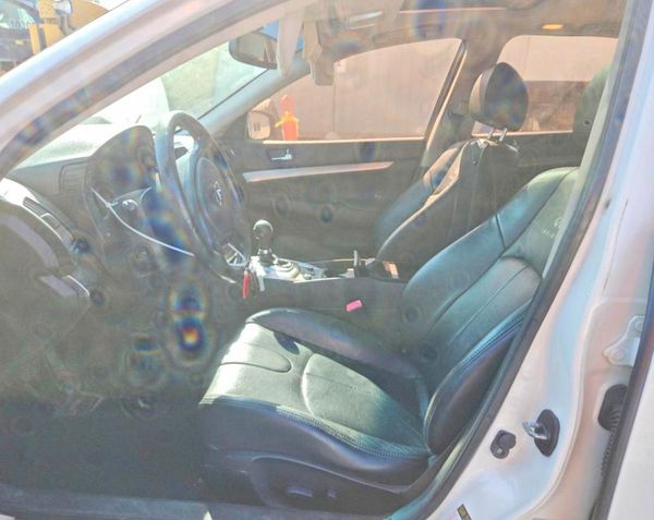 2013 INFINITI G37