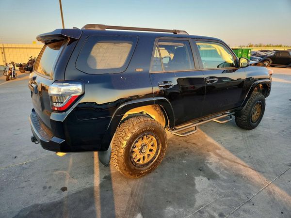 2018 TOYOTA 4RUNNER