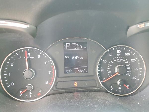 2017 KIA FORTE5 LX
