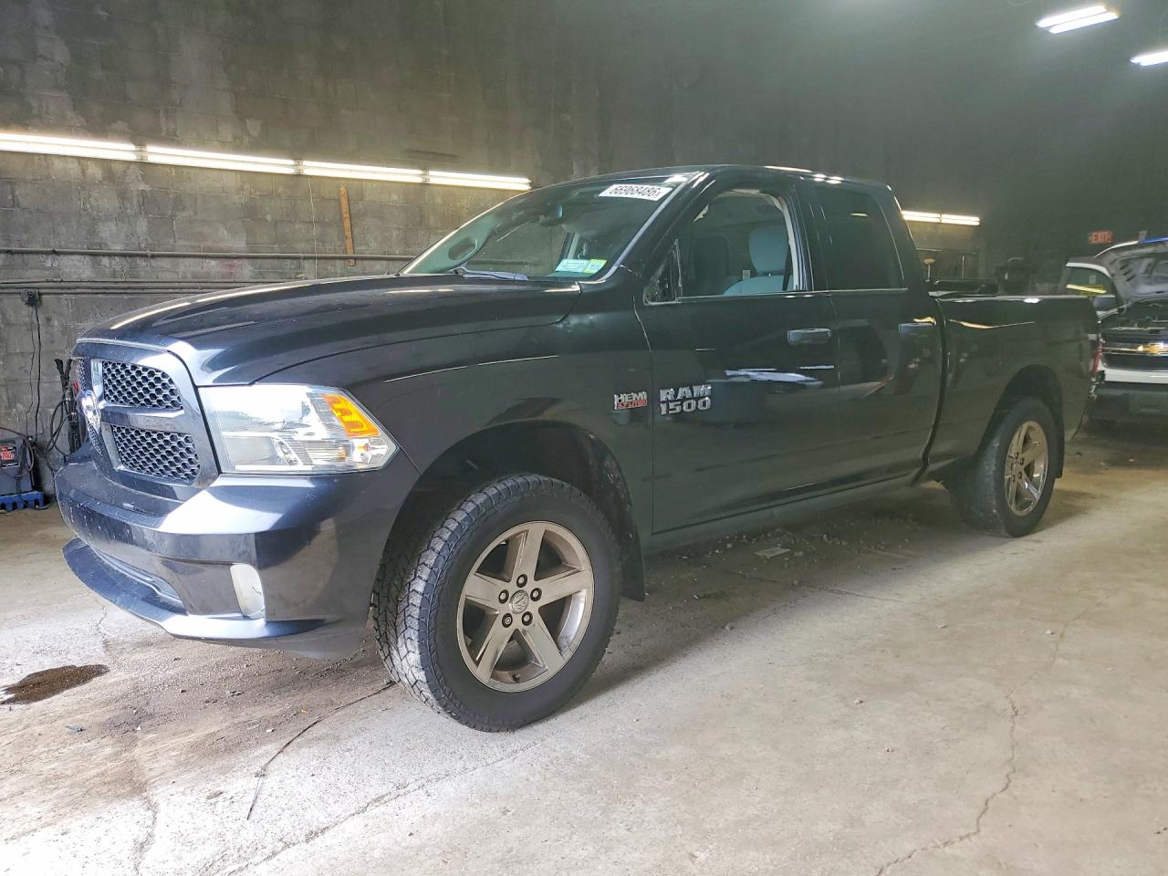 2015 RAM 1500 ST