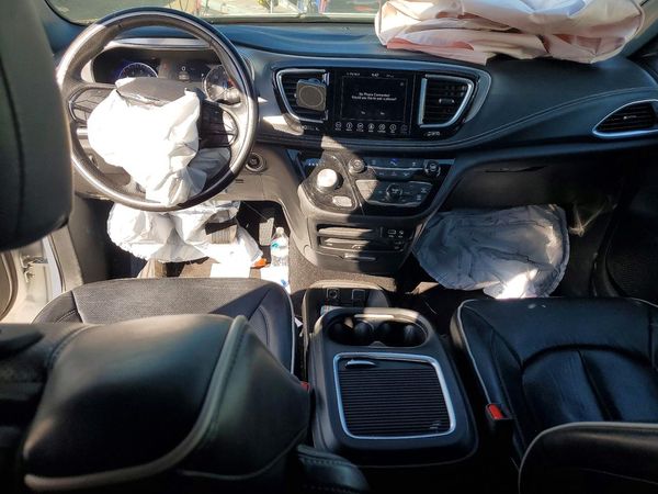 2019 CHRYSLER PACIFICA