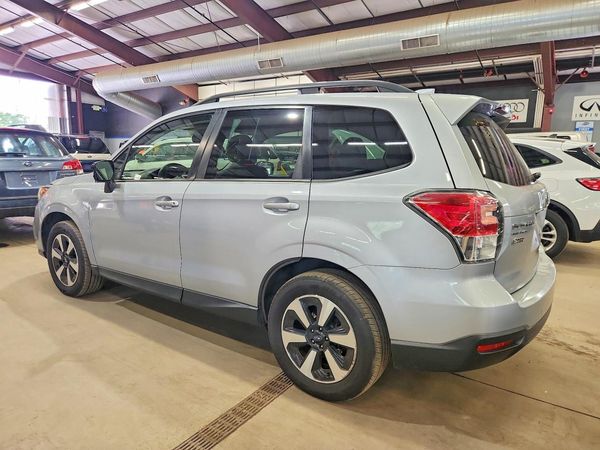 2018 SUBARU FORESTER Premium+ES