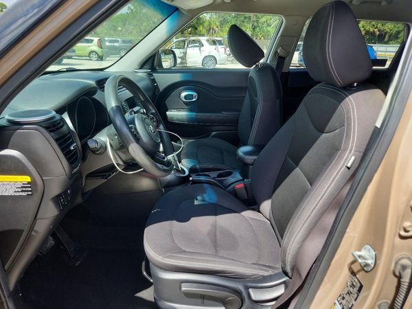 2015 KIA SOUL GL(Middle-low grade)