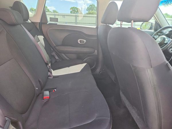 2015 KIA SOUL GL(Middle-low grade)