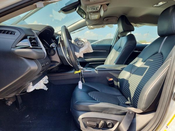 2023 TOYOTA CAMRY