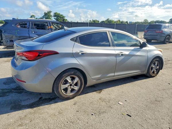 2015 HYUNDAI ELANTRA GLS(Middle)