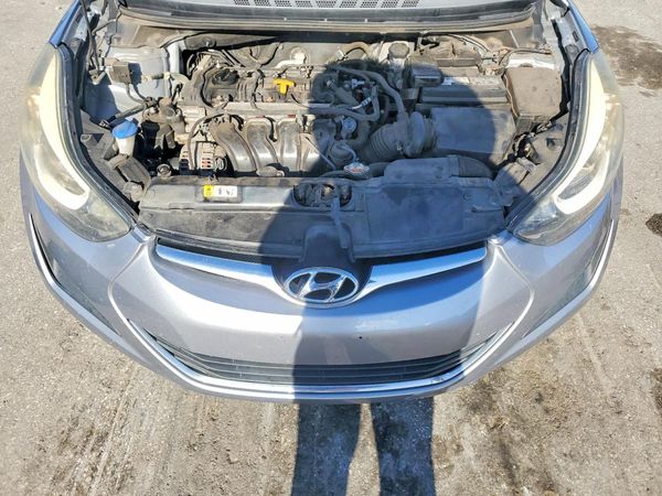 2015 HYUNDAI ELANTRA GLS(Middle)