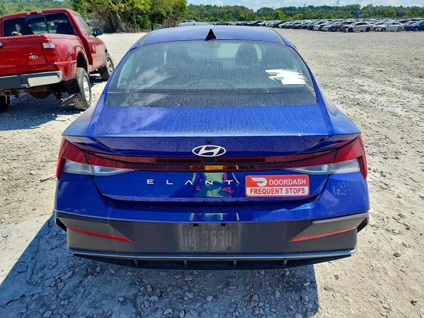 2024 HYUNDAI ELANTRA