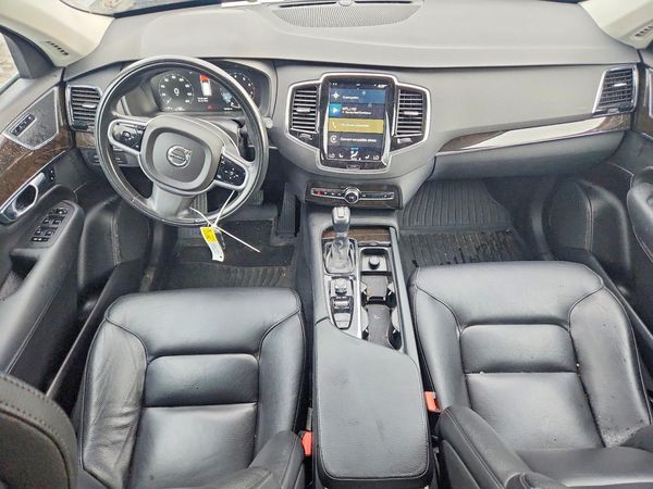 2018 VOLVO XC90