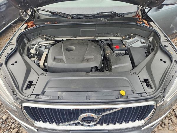 2018 VOLVO XC90