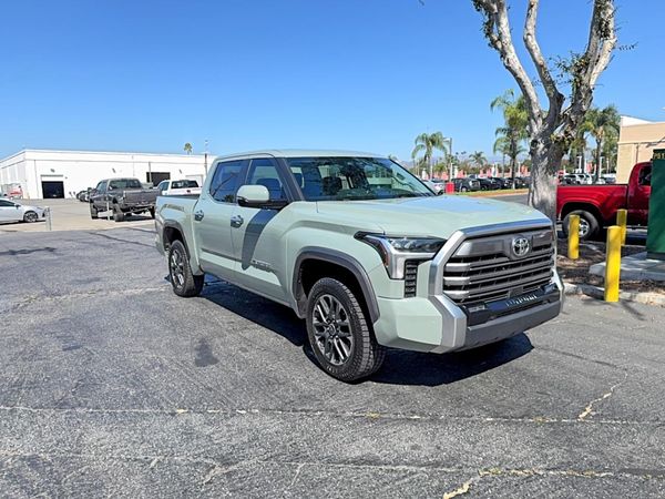 2024 TOYOTA TUNDRA