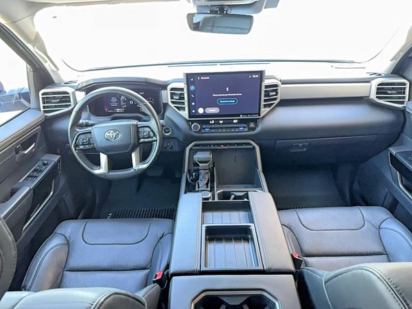 2024 TOYOTA TUNDRA
