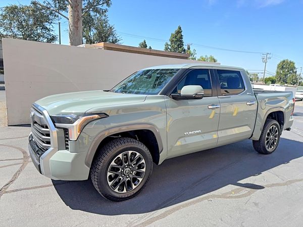 2024 TOYOTA TUNDRA