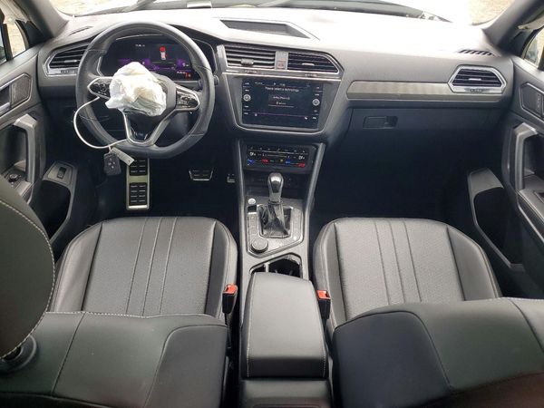 2022 VOLKSWAGEN TIGUAN 4Motion SE R-Line Black