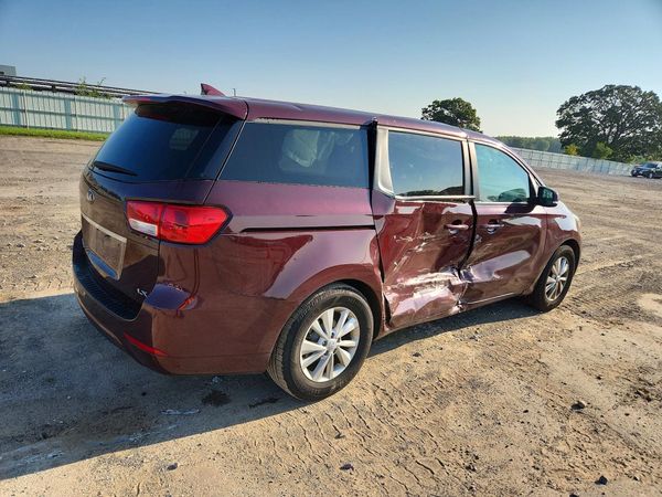 2017 KIA SEDONA LX